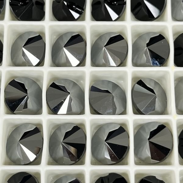 3015 14mm Jet Hematite Unfoiled