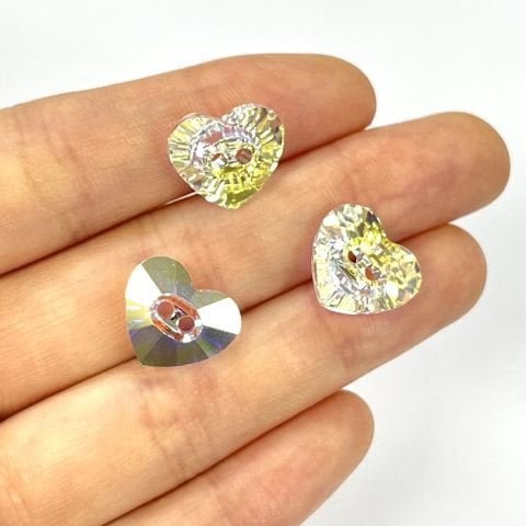 Swarovski 3023 Düğme 14mm Crystal Aurore Boreale (001AB) - Kalp Janjan Efektli Ortadan Dikilebilir Düğme