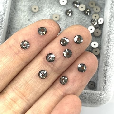 Swarovski 3128 Lochrosen 4mm Crystal Satin (001SAT) F - Gri Renkli Ortadan Delikli Dikme Taş