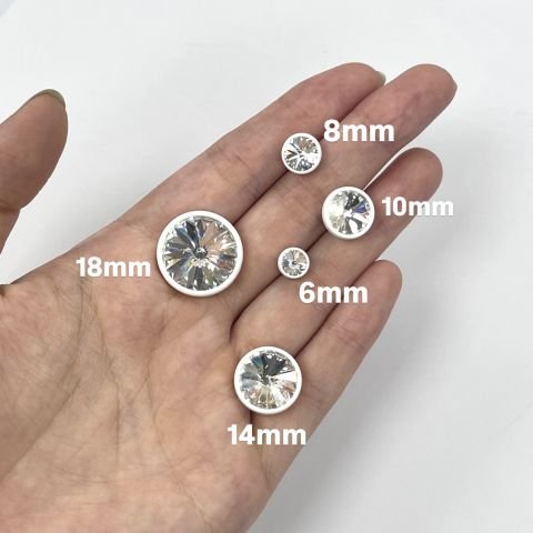 1770/129 White Plastik Çerçeveli Swarovski Kristali (001)