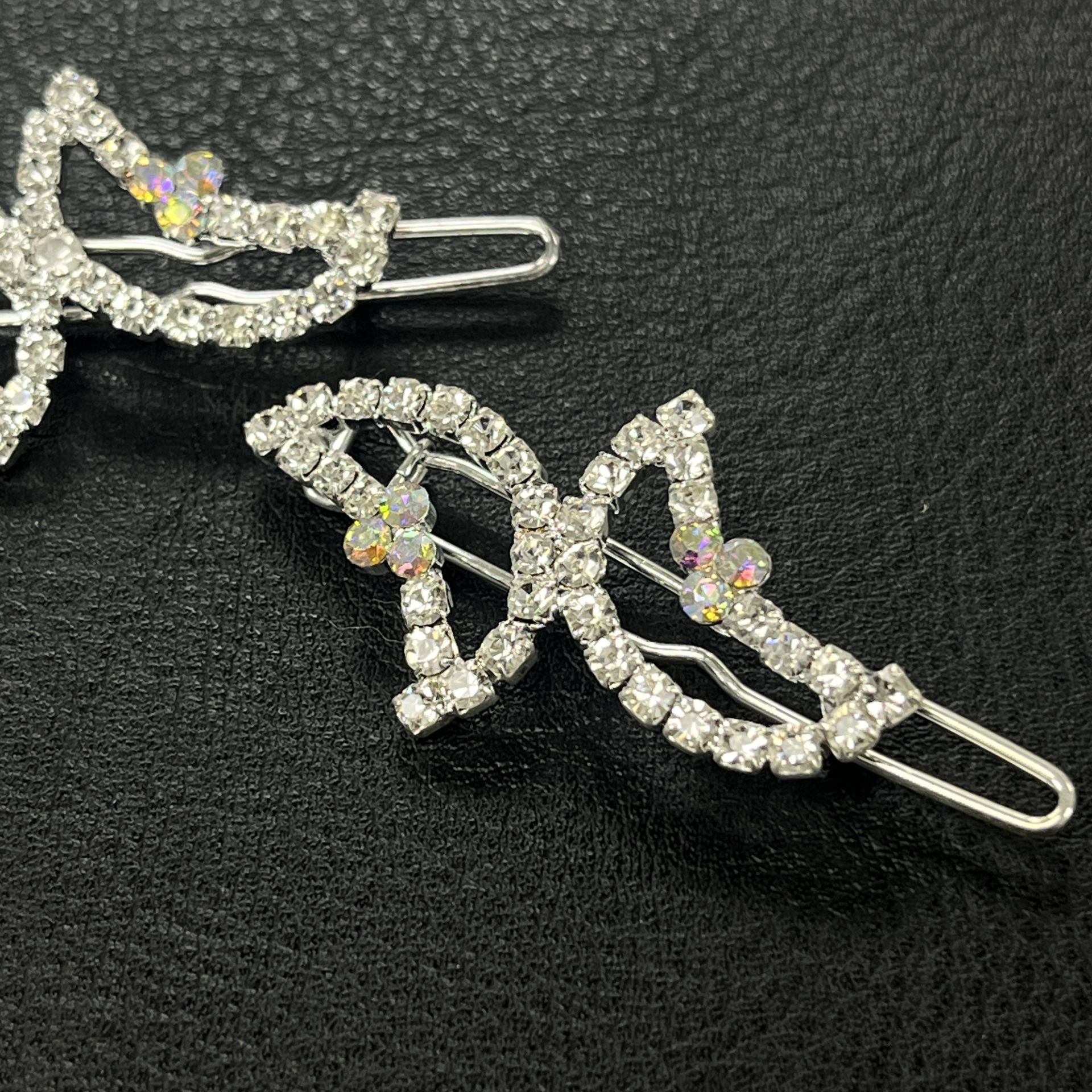 Moon Ay Saç Tokası - Parlak Kristal Taşlı Perçinli Saç Firketesi