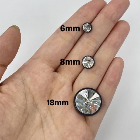 Swarovski Siyah Plastik Çerçeveli Rivoli Kristal Taşlı Düğme - 8mm