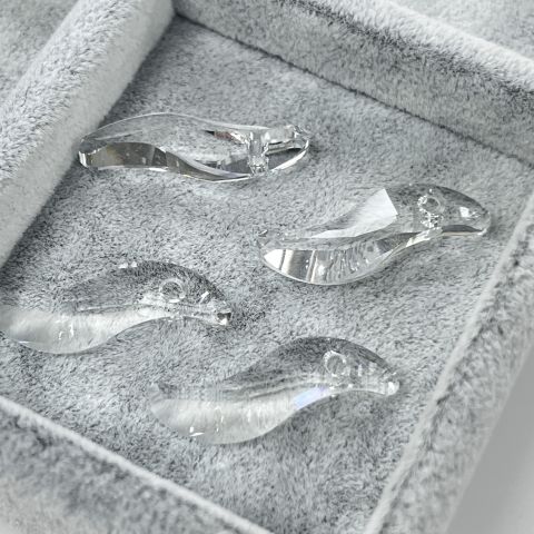 Swarovski 6525 Pendant 28mm Crystal (001) - S Şekilli Şeffaf Kolye Ucu