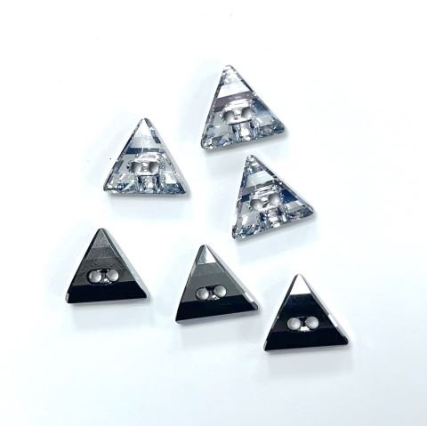 3038 12mm Crystal (001) - Üçgen Şekilli Metalik Foyalı Beyaz Düğme