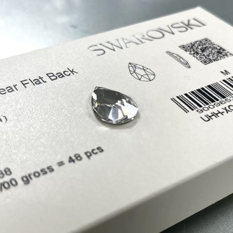 2303 18x13mm Crystal (001) Foyalı - Damla Şekilli Altı Düz Beyaz Kristal Taş