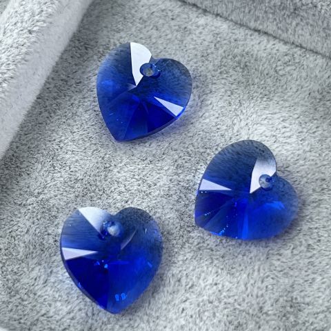 6228 14mm Majestic Blue (296) - Lacivert Kalp Kolye Ucu