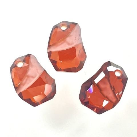 Swarovski 6191 Divine Rock 19mm Crystal Red Magma (001REDM) - Çok Kesimli Kırmızı Kolye Ucu