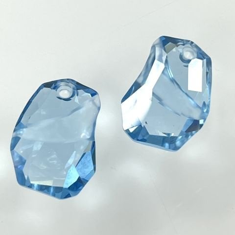 Swarovski 6191 Divine Rock 27mm Aquamarine (202) - Çok Kesimli Mavi Kolye Ucu