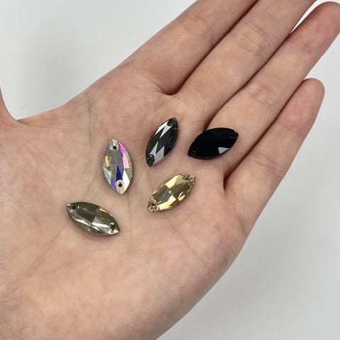 Mekik Şekilli 18x9mm Dikilebilir Crystal AB Cam Taş - Janjan Dikme Taş