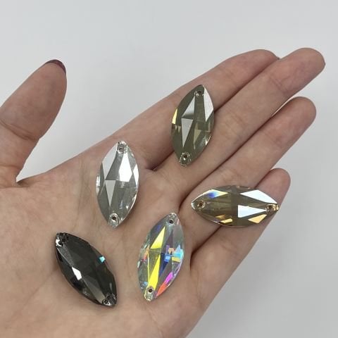 Mekik Şekilli 32x15mm Dikilebilir Crystal Cam Taş - Beyaz Dikme Taş