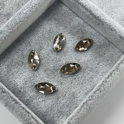 Mekik Şekilli 12x6mm Dikilebilir Champagne Cam Taş - Şampanya Dikme Taş