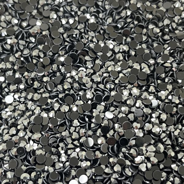 2028 SS6 Jet Hematite (280HEM) Foyalı - Altı Düz Metalik Füme Mini Kristal Taş