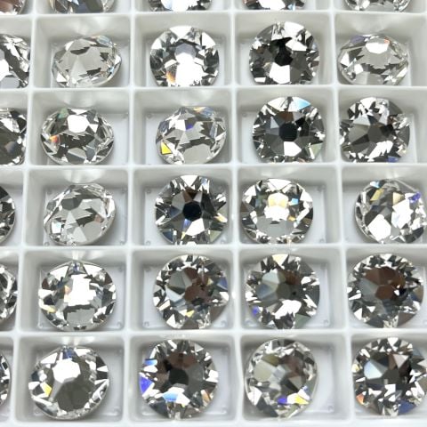 2088 SS16 Crystal (001) Foiled - Round Flat Bottom White Crystal Stone