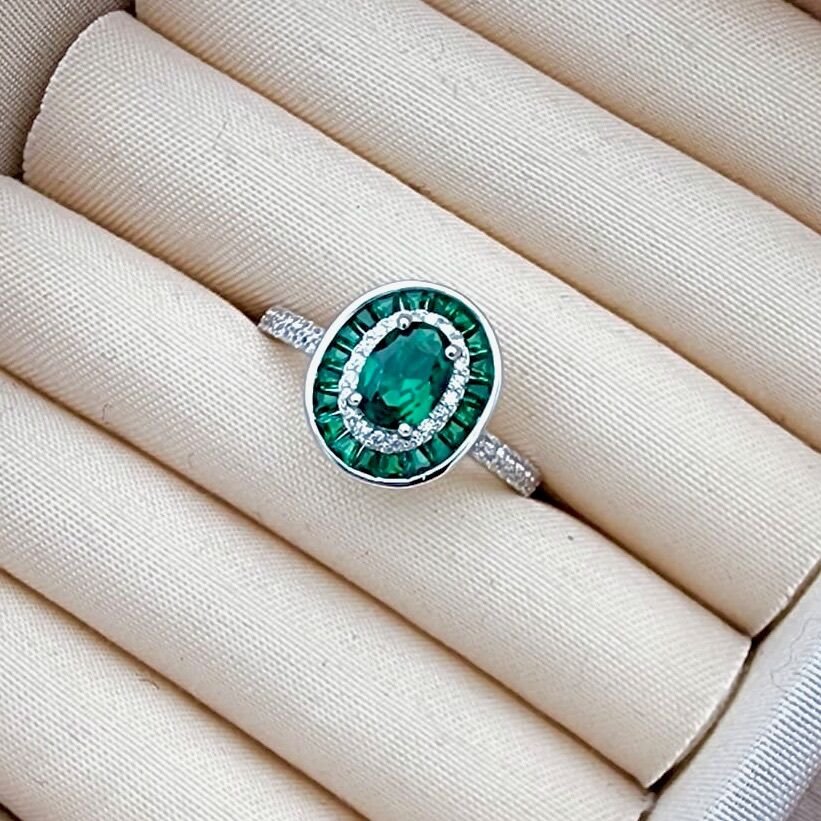 Yeşil Oval Cut Yüzük