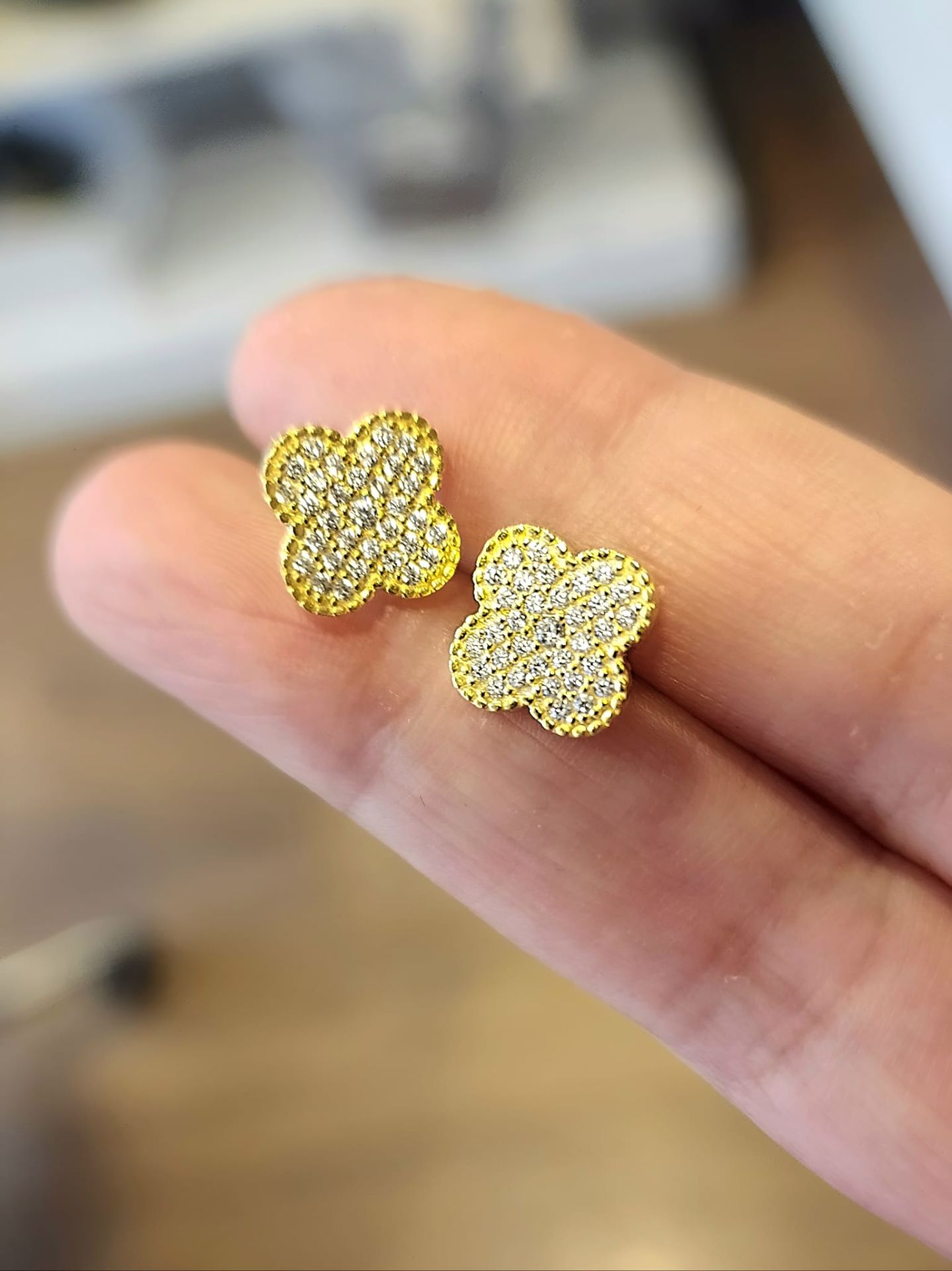 VC Marka Küpe Gold
