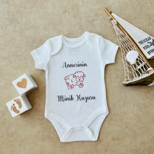 Annesinin Minik Kuzusu - Özel Tasarım Bebek Body