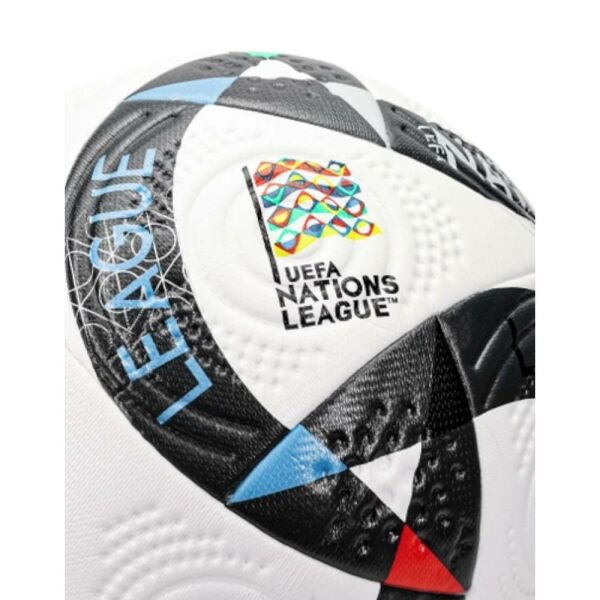 Yapıştırma Futbol Topu