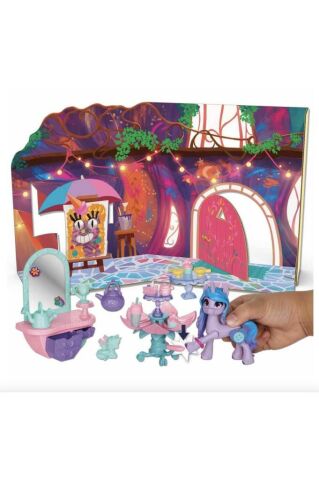 My Little Pony Izzy Moonbow Unicorn Çay Partisi F6112