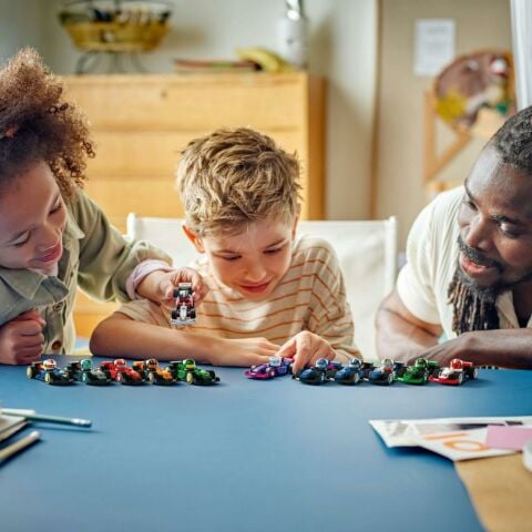 Lego F1 Koleksiyonluk Yarış Arabaları Araç Seti