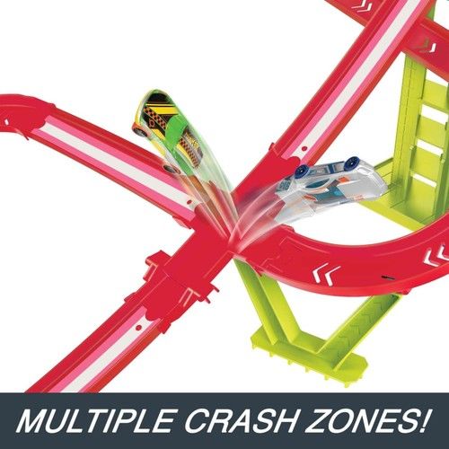 Hot Wheels Neon Yarışlar Çoklu Yarış Heyecanı Pist Seti HPC07