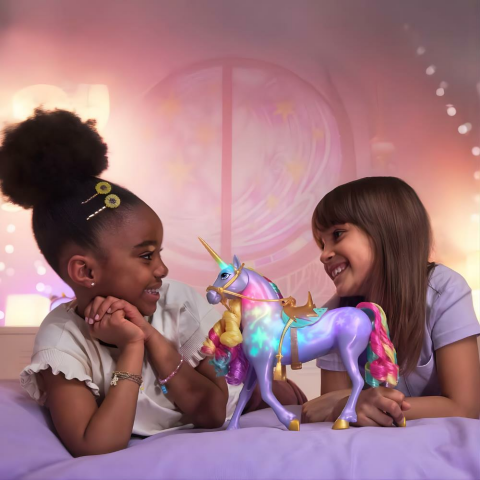 Sesli ve Işıklı Unicorn Academy Wildstar Figürü