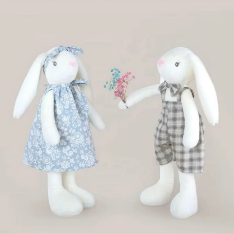 60 Cm Elbiseli Tavşanlar