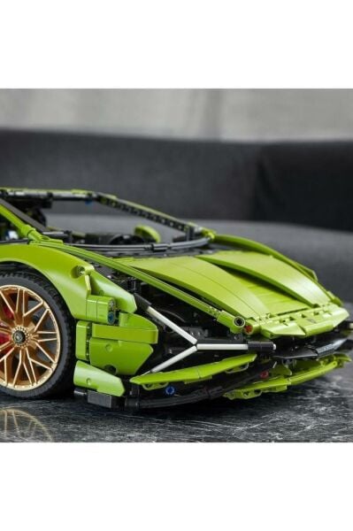 LEGO ® Technic Lamborghini Sián FKP 37 (42115) -Yetişkinler İçin Koleksiyonluk Yapım Seti(3696 Parça)