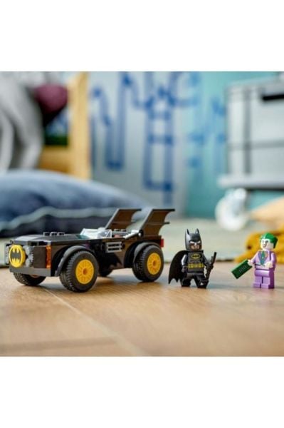 LEGO Super Heros 76264 Dc Batmobile Takibi: Batman Jokere Karşı (54 Parça)