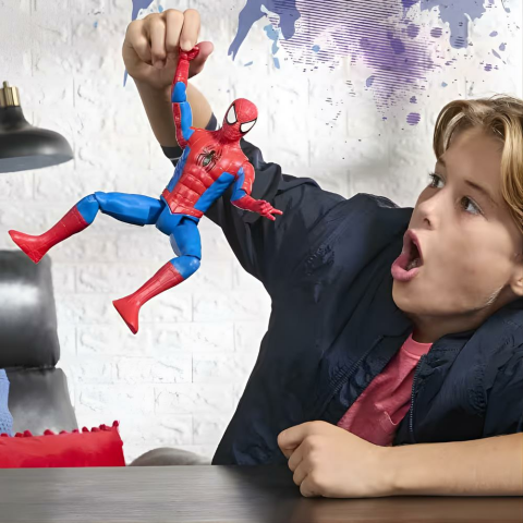 Marvel Spider Man Titan Serisi Aksiyon Figürü 30 Cm G2715