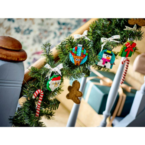 40744 LEGO® Iconic Yılbaşı Süsü Koleksiyonu