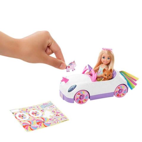 Barbie Club Chelsea Bebek ve Arabası GXT41