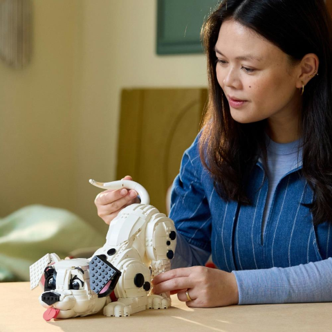 LEGO® ǀ Disney 101 Dalmaçyalı Köpek Yavrusu Yetişkinler için Nostaljik Hediye Fikri 43269