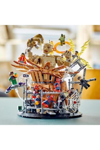 LEGO ® Marvel Örümcek Adam Kum Adam’a Karşı: Son Savaş Seti 76280 (347 Parça)