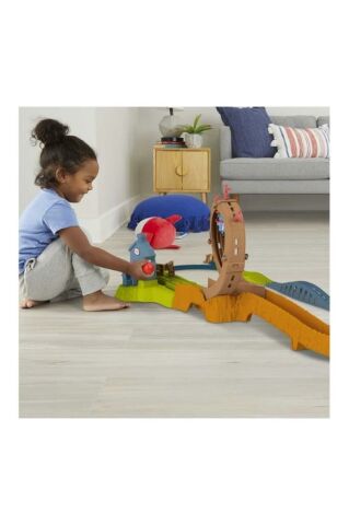 Thomas ve Arkadaşları Çemberde Dönüş Eğlencesi Oyun Seti Hjl20