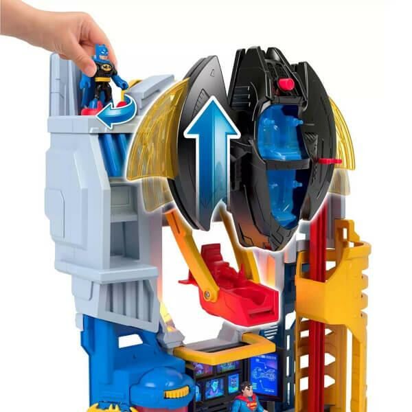 Imaginext DC Super Friends Ultimate Headquarters Sesli ve Işıklı Macera Oyun Seti HNW08