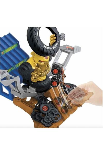 Hot Wheels Monster Trucks Arena'da Şampiyonluk Mücadelesi Oyun Seti Hpn71