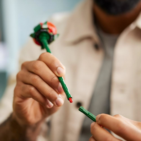 LEGO® Icons Gül Buketi 10328