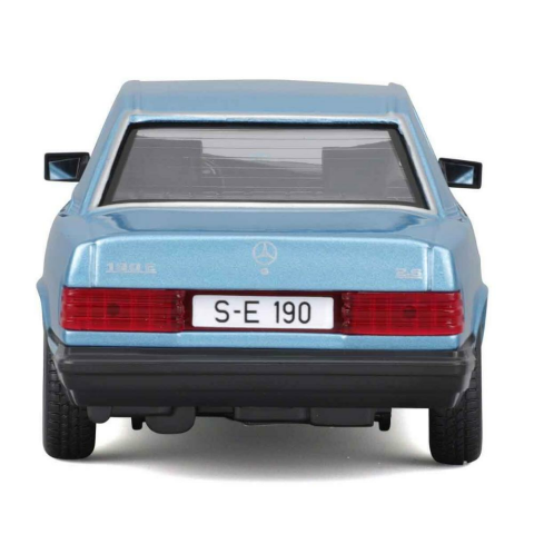 1:24 Mercedes-Benz 190 E 2.6 Model Araba