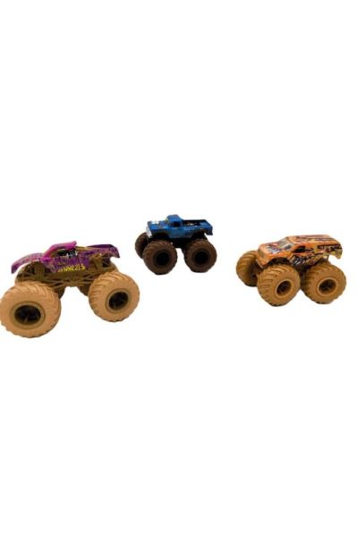 Monster Trucks 3 lü Paket HNT79