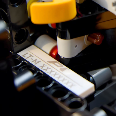 LEGO® Technic McLaren P1™ Yetişkinler için Hiper Araba Seti 42172