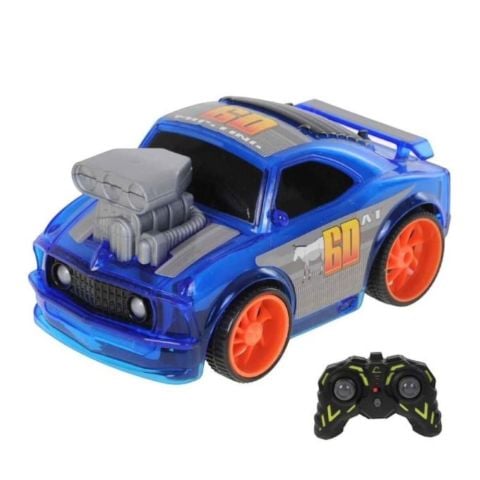2,4 Ghz Pilli Uzaktan Kumandalı Sesli Işıklı Araba