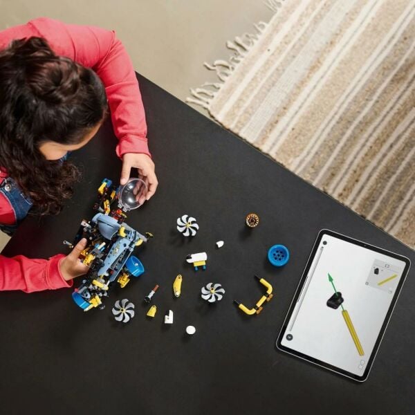 LEGO® Technic Derin Deniz Araştırma Denizaltısı Oyuncak Seti