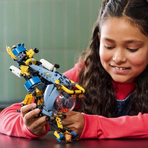 LEGO® Technic Derin Deniz Araştırma Denizaltısı Oyuncak Seti
