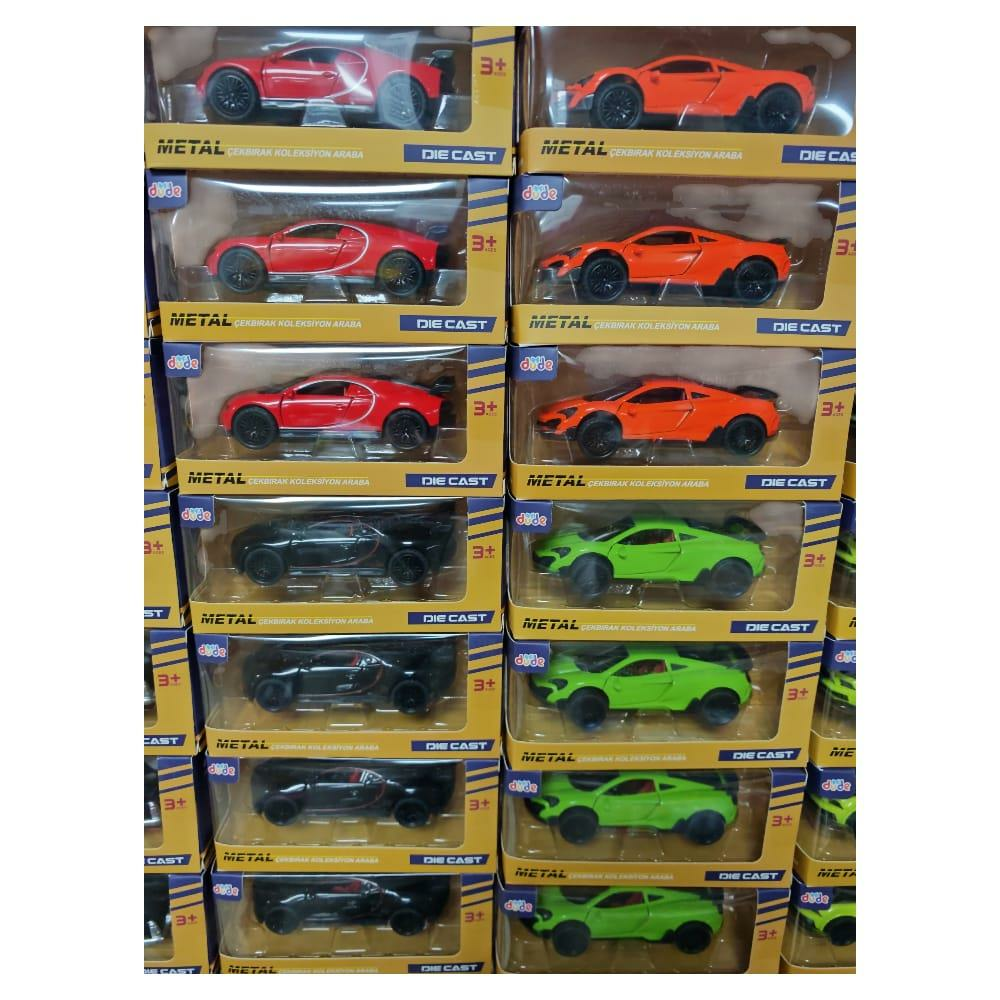 Kutulu 12 Cm Orta Boy Metal Model Araba Yaylı Üç Kapılı Spor Araba