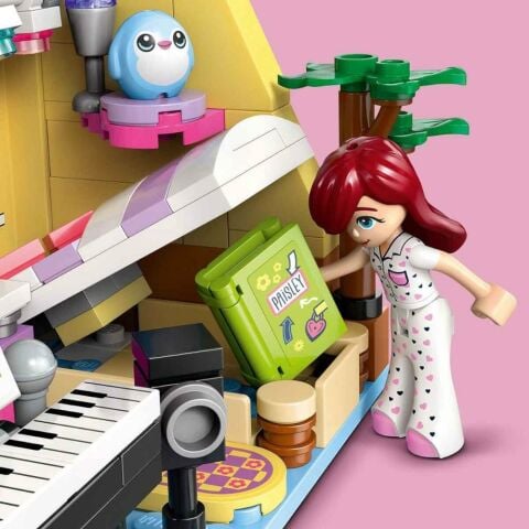 LEGO® Friends Paisley’nin Odası 42647 - 6 Yaş ve Üzeri Çocuklar için Mini Bebek İçeren Yaratıcı Oyuncak Yapım Seti (199 Parça)
