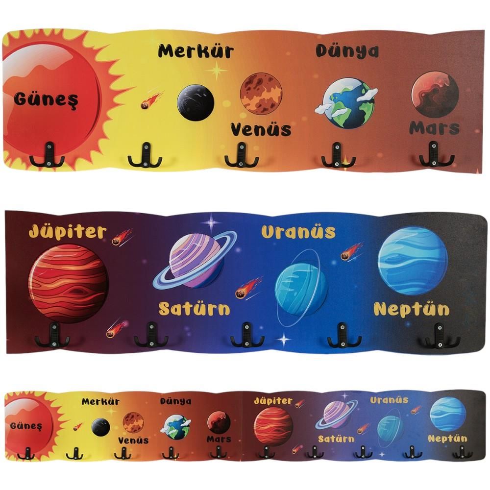 Uzay Temalı Ahşap Anaokulu Kreş Askılık