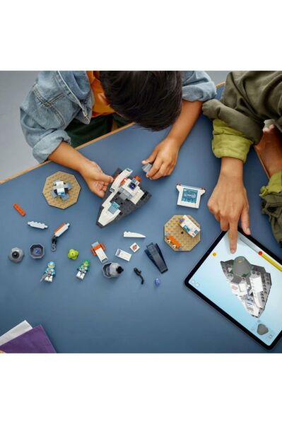 LEGO ® City Uzay Gemisi ve Asteroit Keşfi 60429 -  Yaratıcı Oyuncak Yapım Seti (126 Parça)