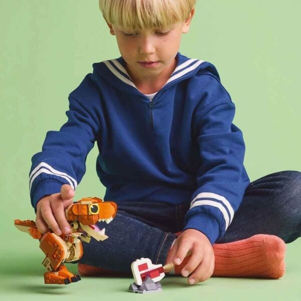 LEGO® Jurassic World Küçük Eatie: T. rex 76967 - 7 Yaş ve Üzeri Çocuklar için Dinozor İçeren Yaratıcı Oyuncak Yapım Seti (317 Parça) 6