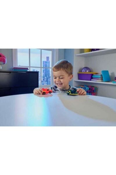 Batwheels™ Işıklı Yarışçılar Oyuncak Arabaları