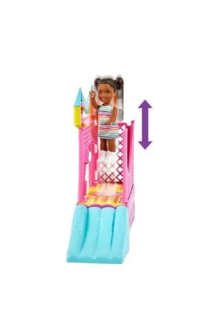Barbie Bebek Bakıcısı Skipper Oyun Evi Seti HHB67